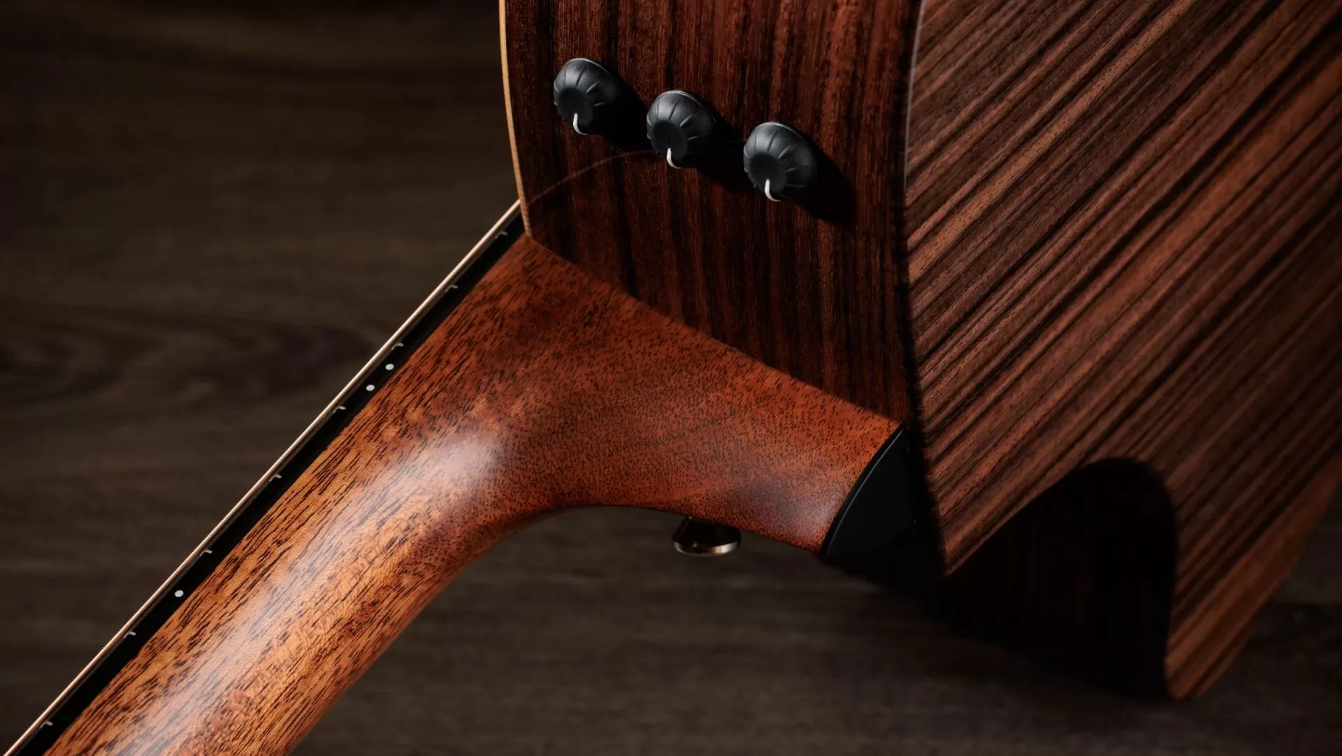 Guitarra Electroacústica Taylor 414ce Studio SEB - Imagen 5