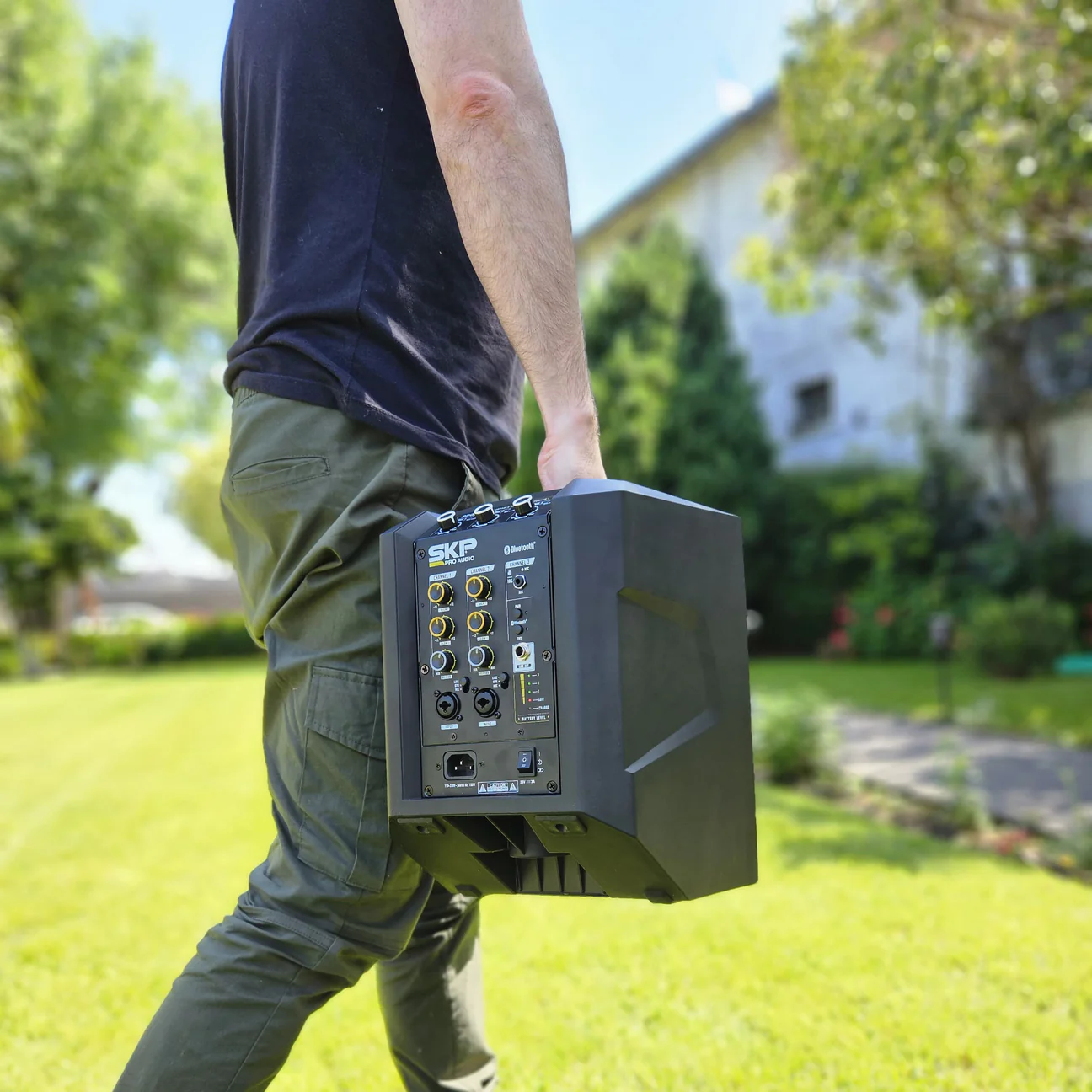 Parlante Activo Portátil SKP Q1 Pro - Imagen 9