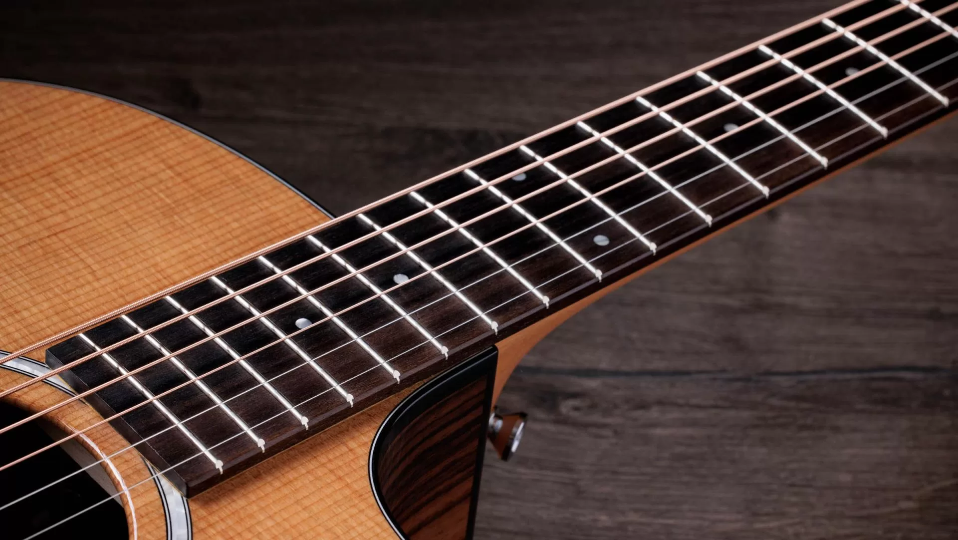 Guitarra Electroacústica Taylor 214ce Plus - Imagen 9