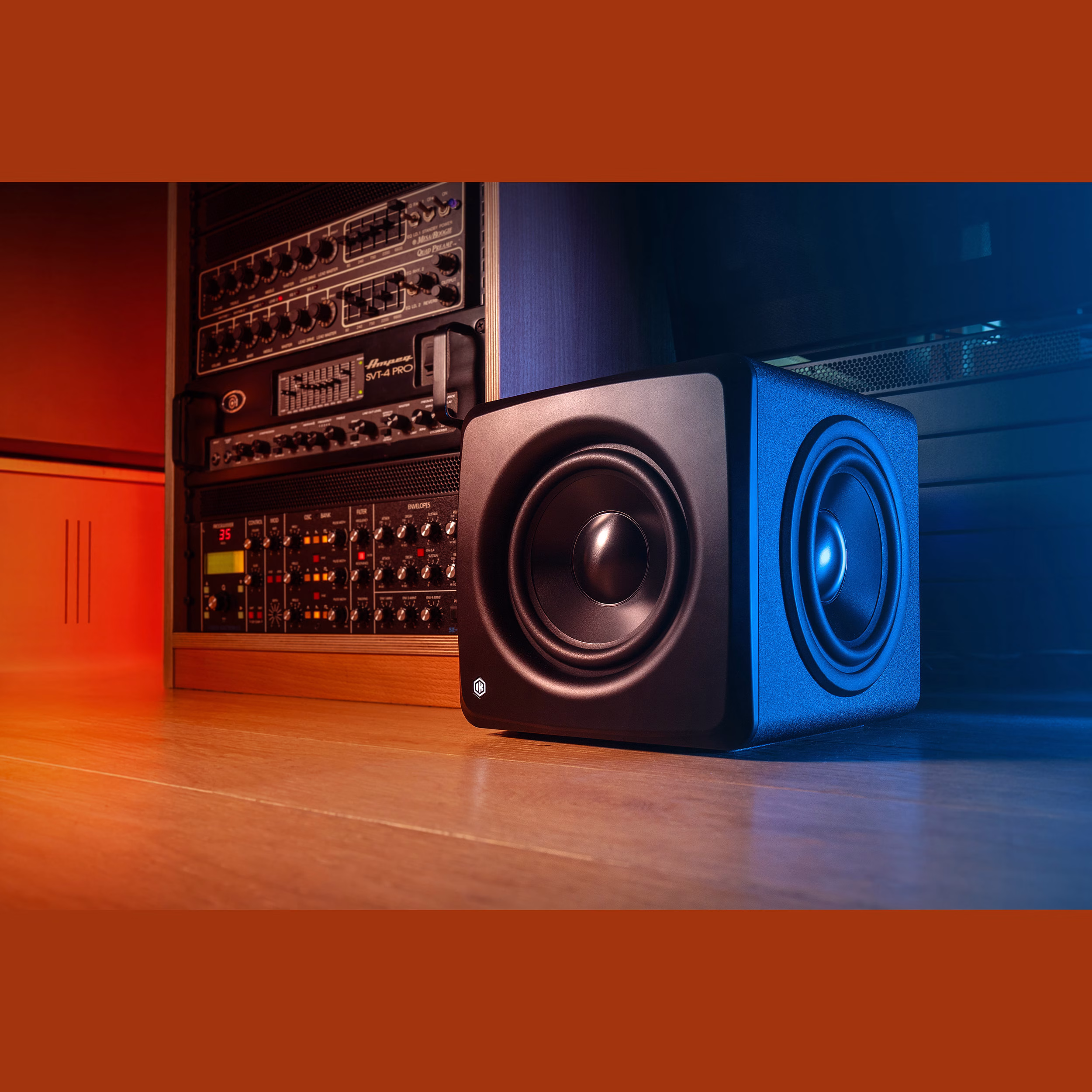 Subwoofer de Estudio IK Multimedia iLoud Sub - Imagen 8